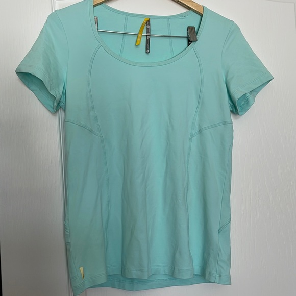 Lole women's training shirt size L baby blue perfect for spring - Picture 1 of 7